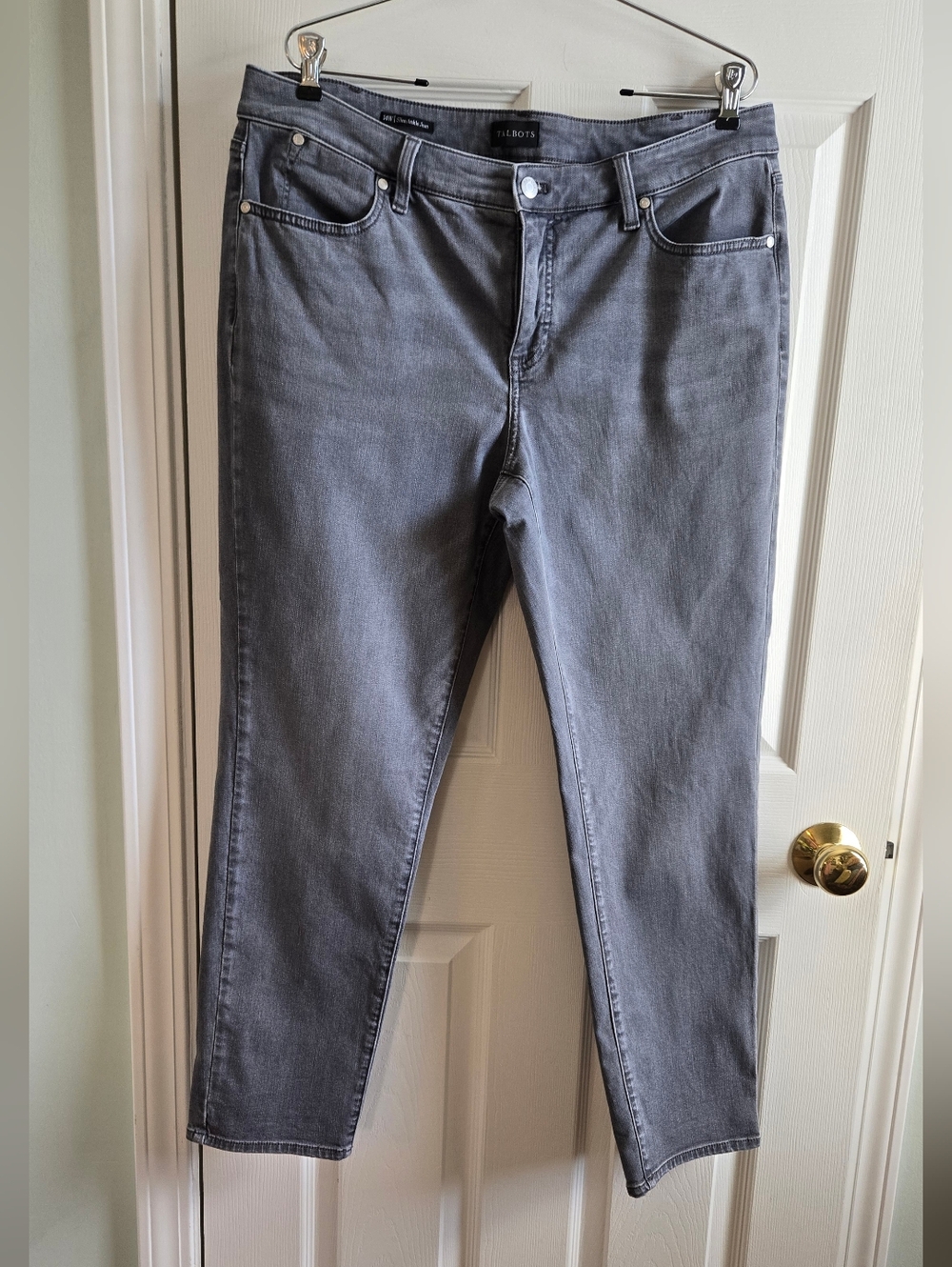 Talbots Slim Ankle Jeans. 14W